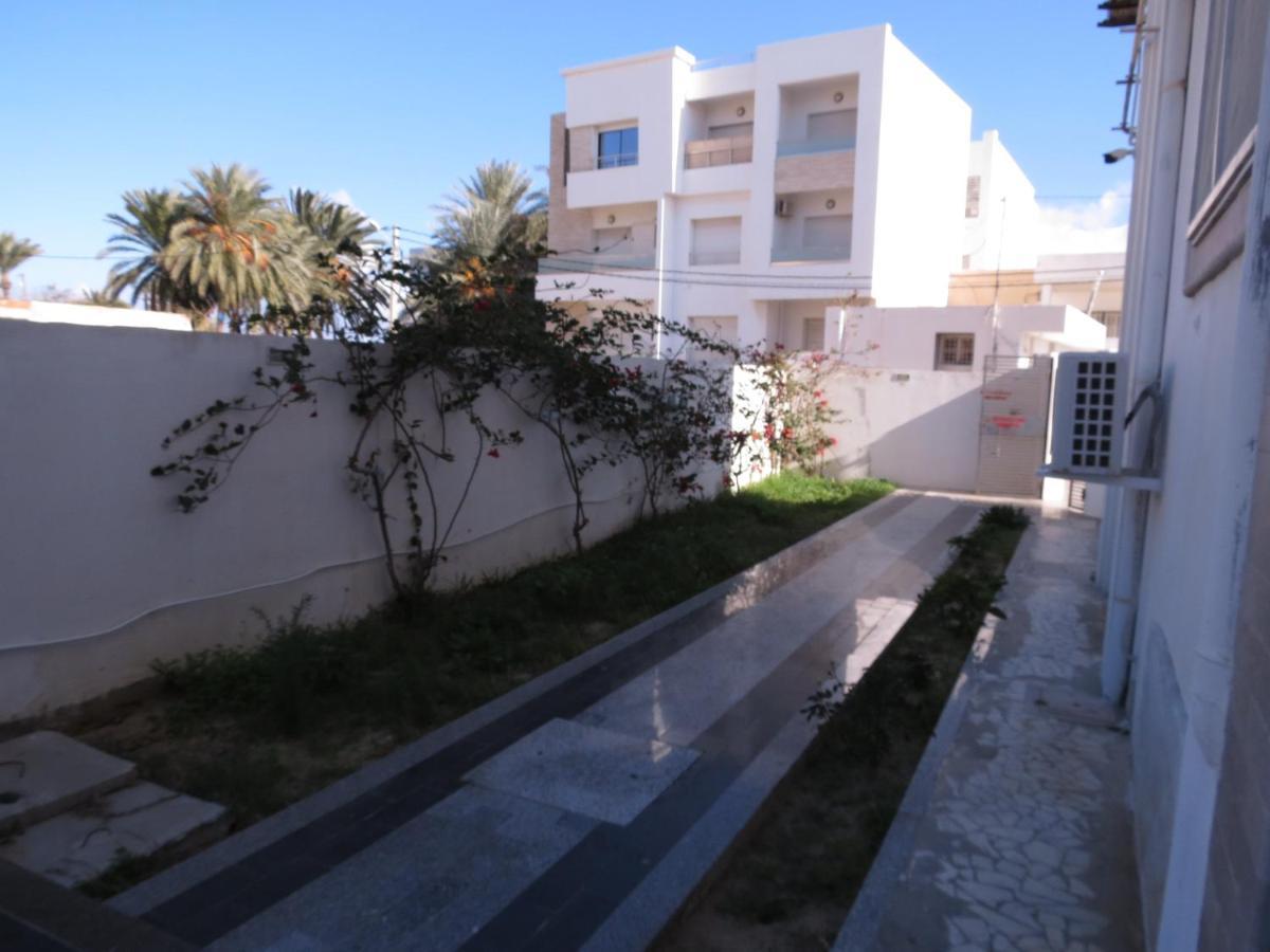 Beautiful Appartment With A Glorious Sea View Monastir Ngoại thất bức ảnh
